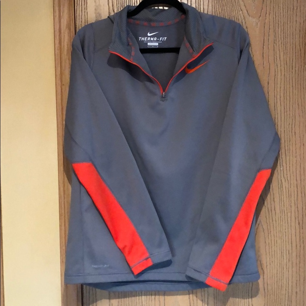 Nike Therma-Fit pullover